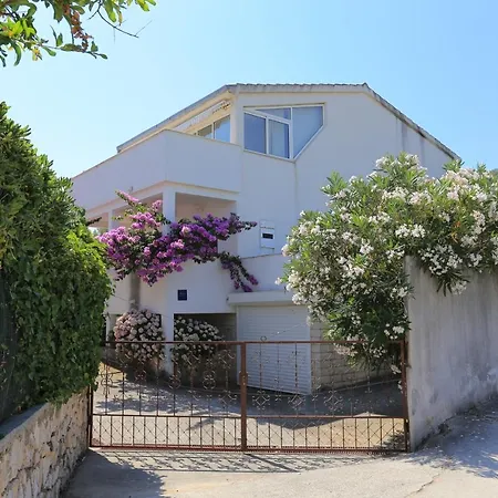 By The Sea Slatine, Ciovo - 16345 Apartment *