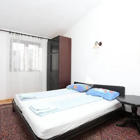 Apartamento By The Sea Slatine, Ciovo - 16345