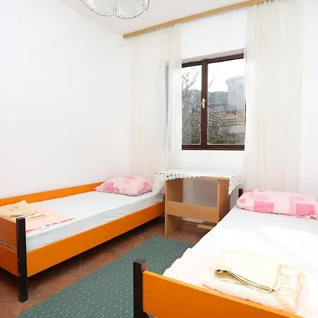 Apartamento By The Sea Slatine, Ciovo - 16345